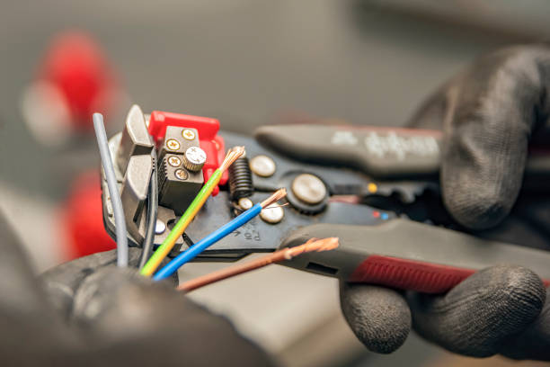 Best Affordable Electrician  in Homestead, FL